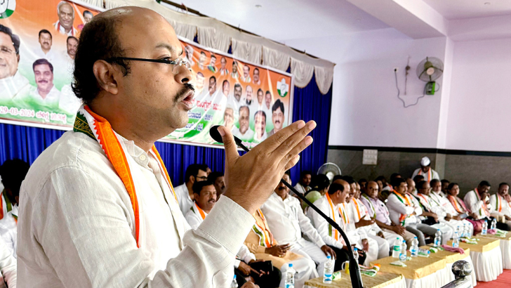 https://www.salarnews.in/public/uploads/images/newsimages/maannewsimage28072025_215641_728x410 Design (14).png